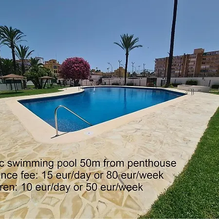 Spectacular Penthouse 100m From